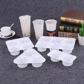 Plastic Cup Holder advantage